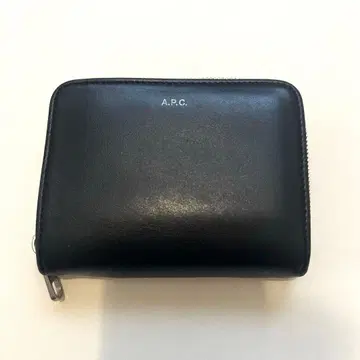 A.P.C 소가죽 컴팩트 지갑