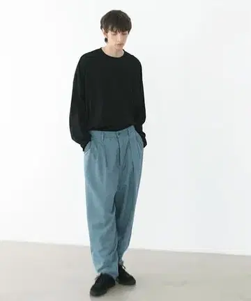 VU  dyed tapered pants
