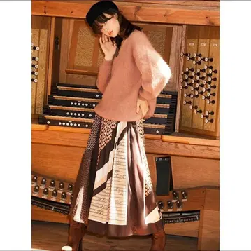 eimy istoire 지오메트릭 스카프 비대칭 스커트