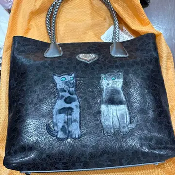 이타리야 고양이 토트백 새상품이나 노후화 있음