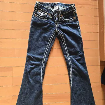 TRUE RELIGION 부츠컷 데님