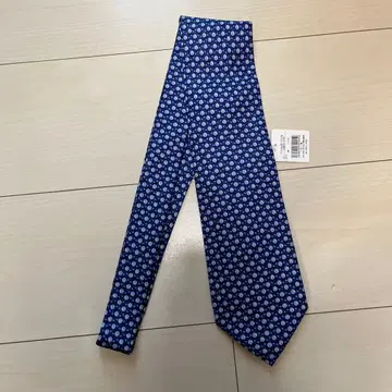 페라가모 넥타이 새상품