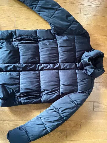 AZUL 다운 자켓 L 사이즈