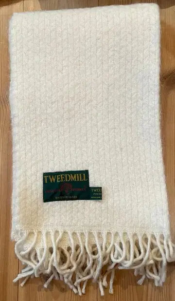새상품 TWEEDMILL 대형 머플러 스톨 흰색 화이트 울