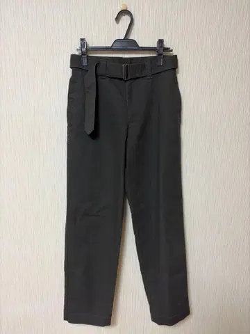 MHL. 벨트 포함 워크 팬츠