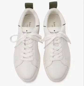 미사용 새상품 케이트 스페이드 파이퍼 스니커즈 23.5cm