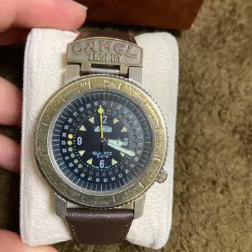 레어 빈티지 시계 CAMEL TROPHY 쿼츠 손목시계