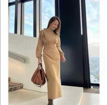 [ 새상품급 ] SOUAIRE 소아르/분또 라인 원피스 베이지