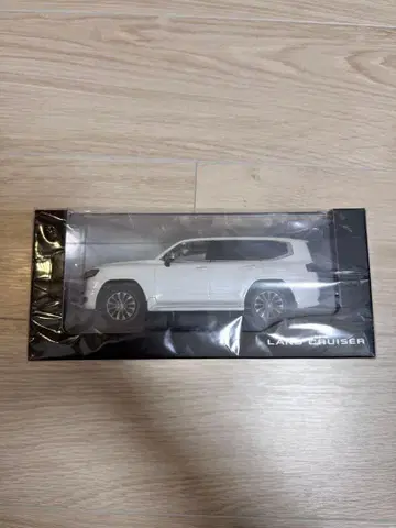 도요타 랜드 크루저 300 랭크루 컬러 샘플 미니카