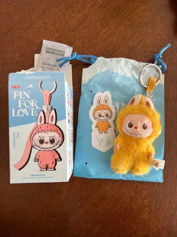 POP MART PIN FOR LOVE Labubu 키링 Y