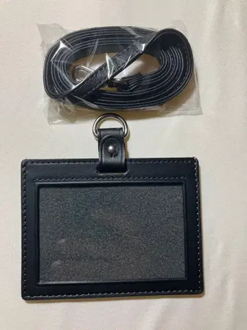 [ 미사용 새상품 ] 소메스 안장 ID 홀더 넥스트랩