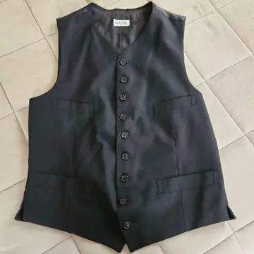 폴스미스 블랙 베스트 L 사이즈