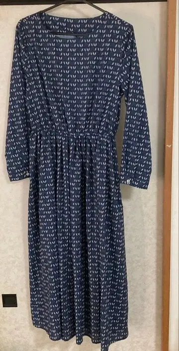 새 패턴 원피스 프레미이 콜로미이