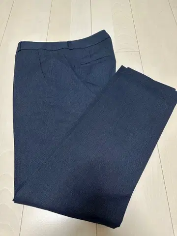 바나나리퍼블릭 사이즈 0 슬랙스 센터 프레스 다크 블루