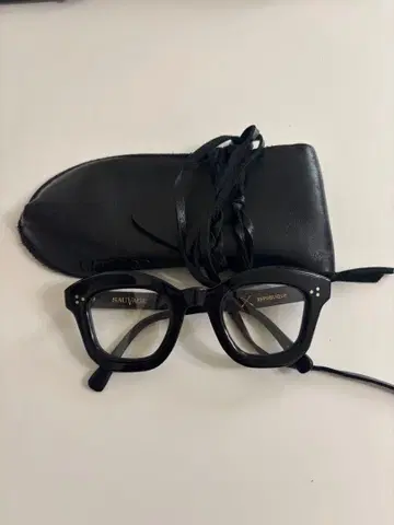 SALVAGE X REPUBLIQUE 블랙 안경