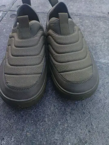 테바 슬립온 스니커즈 올리브