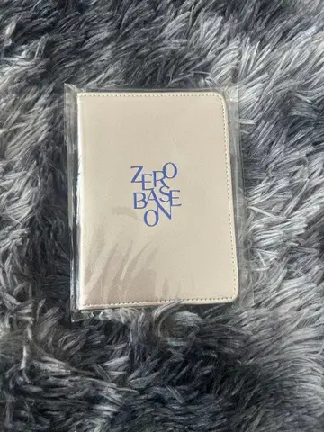 ZEROBASONE 여권 케이스