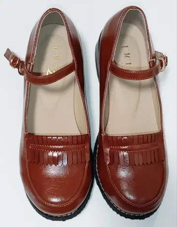 F i.n.t 브라운 로퍼 새상품급