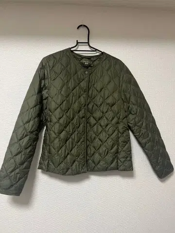 유니클로 올리브 그린 퀼팅 자켓 M 사이즈