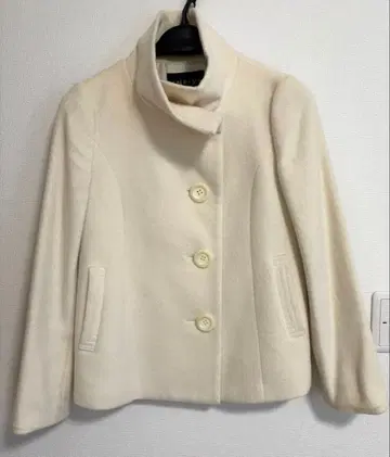 INDIVI 코트 아이보리 숏 자켓