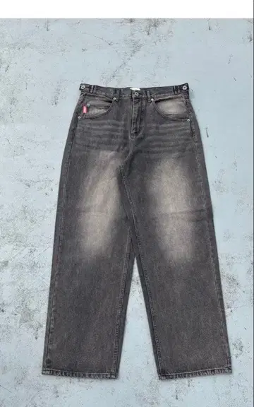 9090 King Logo Vintage Tapered Pants