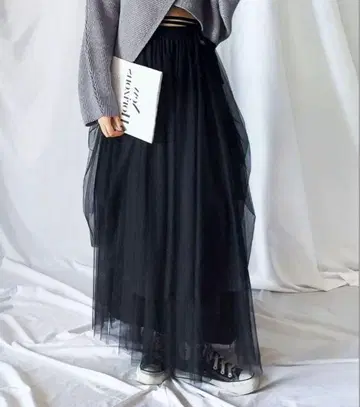 me+em select 턱 비대칭 볼륨 샤샤 스커트