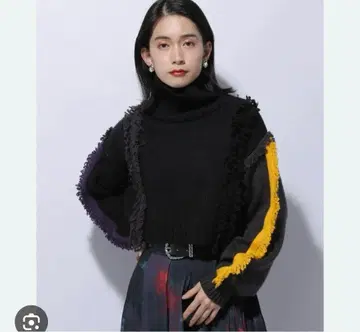 HARE 프린지 하이쇼크 니트 블랙 하이넥 짧은 기장