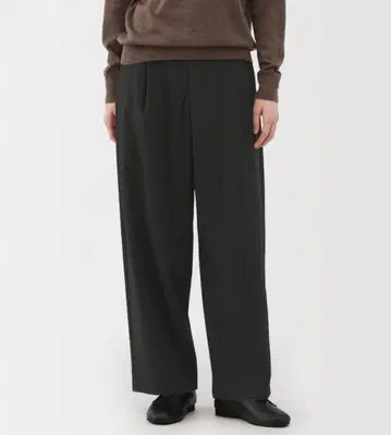 MUJI 택 포함 미사용 새상품 턱 와이드 팬츠 블랙