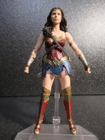 원더우먼 (저스티스 리그) SHFiguarts 피규어