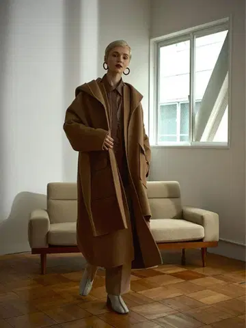 ETRE TOKYO 리버 롱 후디 스톨 코트