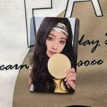 TWICE THIS IS FOR 한국 사전 녹화 트레이딩 카드 쯔위