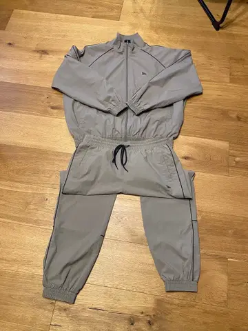 뉴에라 트랙 자켓 나일론 셋업