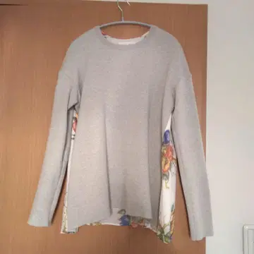 BEARDSLEY 꽃무늬 쉬폰 긴팔 상의