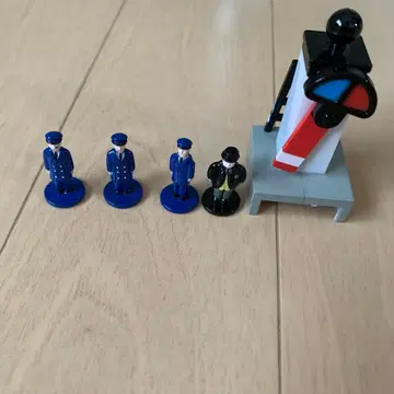 캡슐 프라레일 탑햄 역무원 차