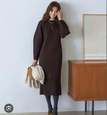 [ 새상품급 ] uncrave/ 모사 니트 원피스