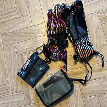 BURTON 카드 케이스 블랙/블루