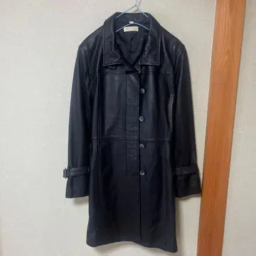 MIA CARNA 블랙 롱 가죽 코트