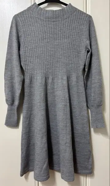 하이넥 니트 원피스 로페피크닉 38