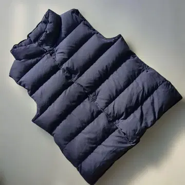 네이비 퀼팅 다운 베스트 다운 90% 페더 10% 니시카와 산업