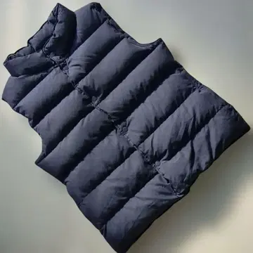 네이비 퀼팅 다운 베스트 다운 90% 페더 10% 니시카와 산업