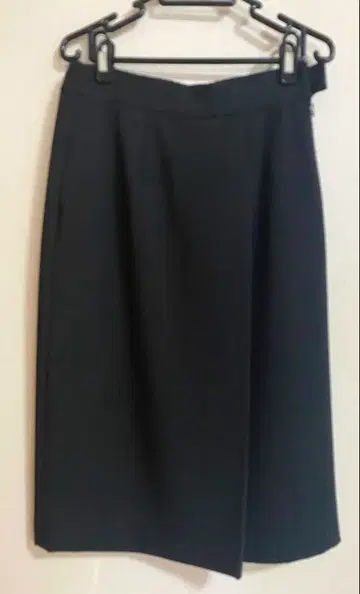 새상품급 SOEJU 소쥬 울라이크 타이트 스커트 M 차콜 그레이