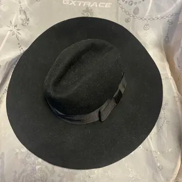 007 CIVARIZE 울 햇