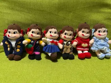 후지야 페코짱 봉제 인형 6개 세트 입고 벗기 가능