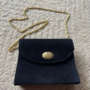 블랙 스웨이드 숄더백 골드 체인