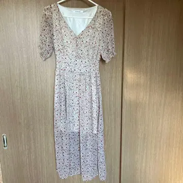 archives 꽃무늬 V넥 반팔 롱 원피스