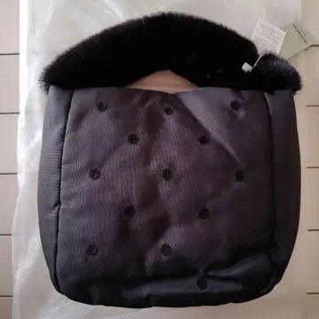 블랙 퍼 토트백