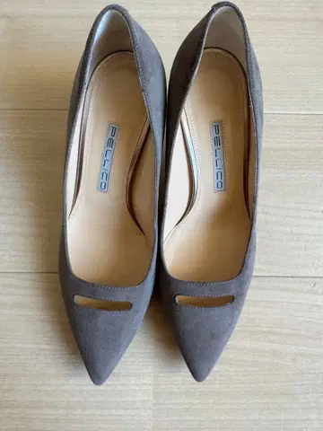 PELLICO 그레이 스웨이드 하이힐