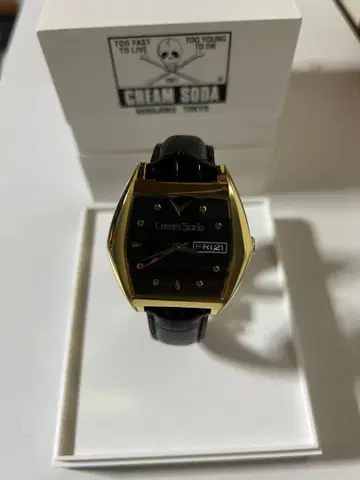 CREAM SODA 크림 소다 손목시계 (쿼츠) 새상품 벤츄라 팬에게