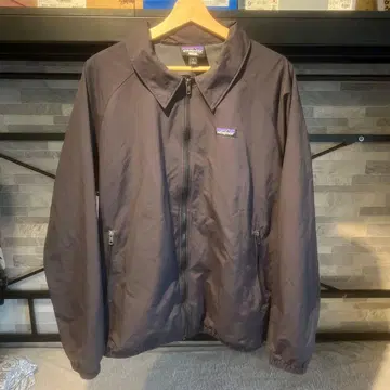 Patagonia 현행 배기 자켓 L STY28152 블랙
