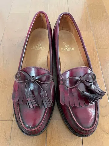 REGAL 버건디 프린지 로퍼